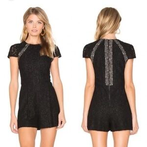Alice and Olivia Rozzi lace romper playsuit black size 6 short sleeves